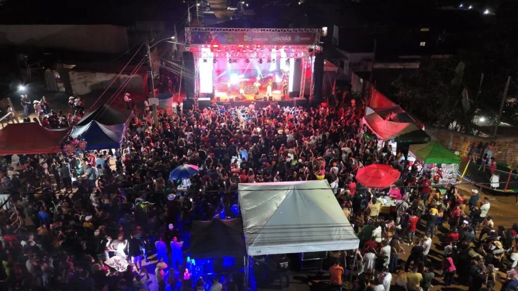 Natal Aparecida leva shows musicais e sorteio de brindes ao Aeroporto Sul