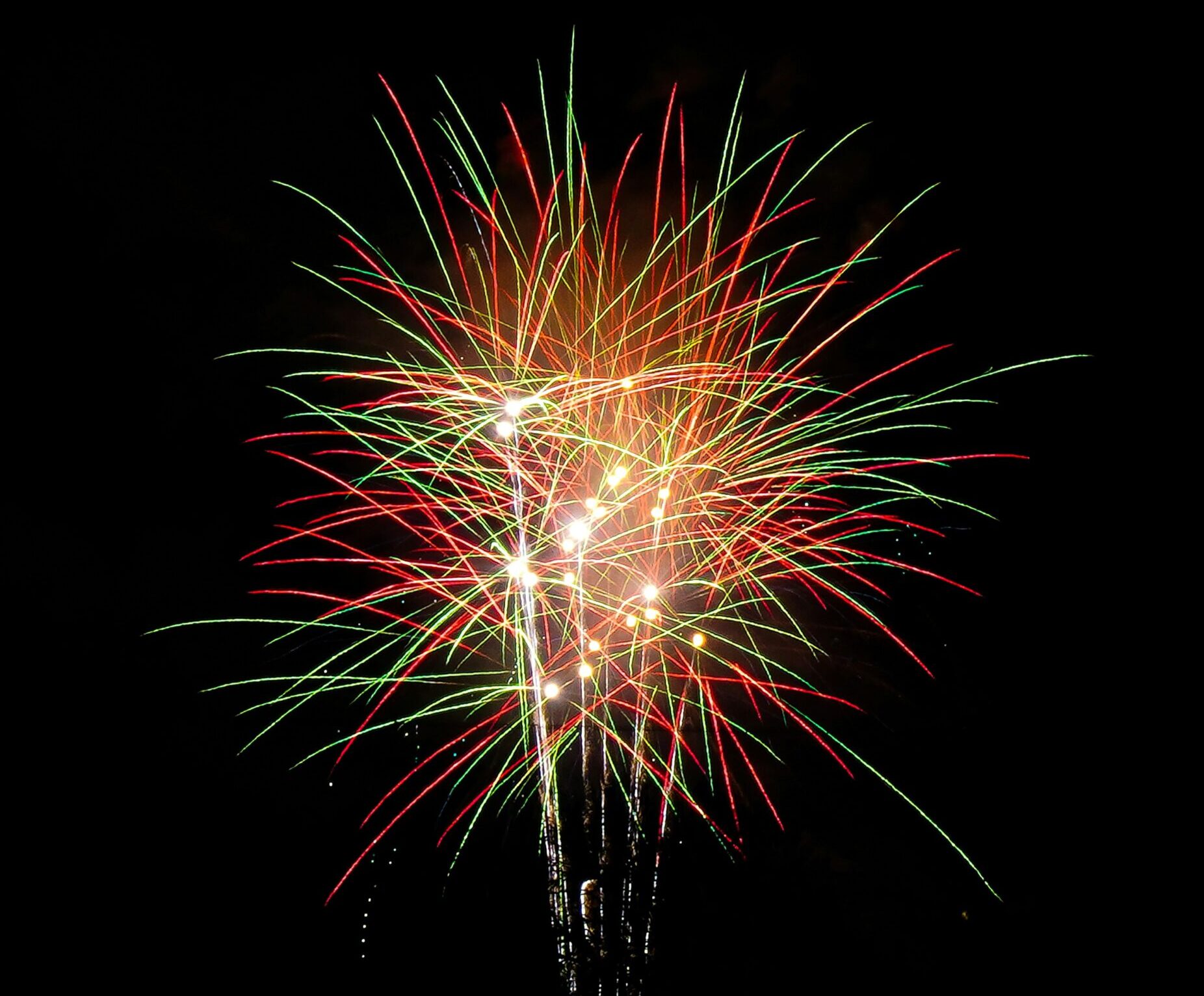 Além das 7 ondas: simpatias que prometem atrair prosperidade e sorte