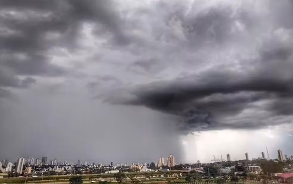 Cimehgo alerta para temporal em 143 cidades de GO