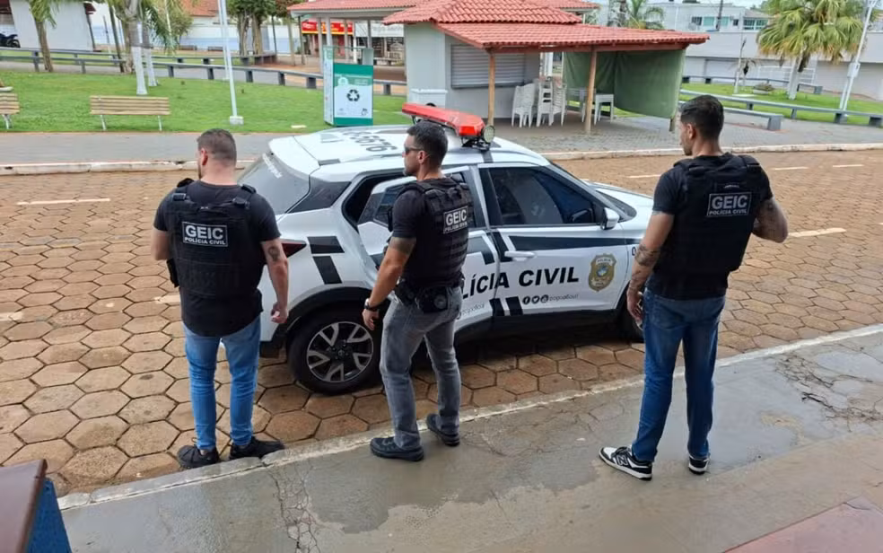 Homem quebra fêmur de ex-companheira com pá em Cristianópolis