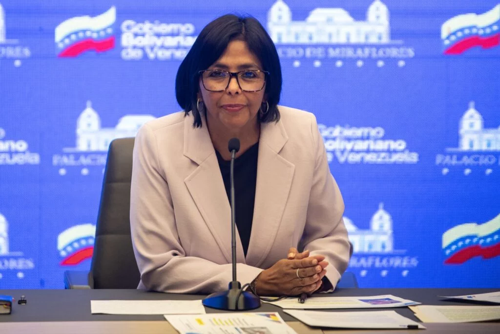 Quem é Delcy Rodríguez, a possível líder da Venezuela