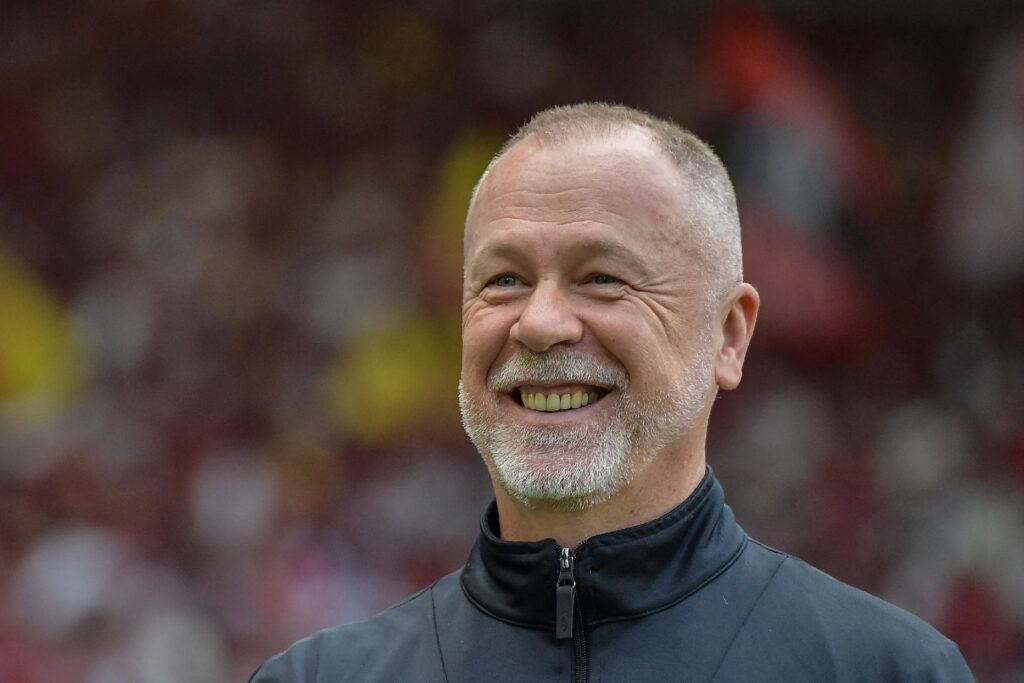 Seleção peruana contrata o brasileiro Mano Menezes