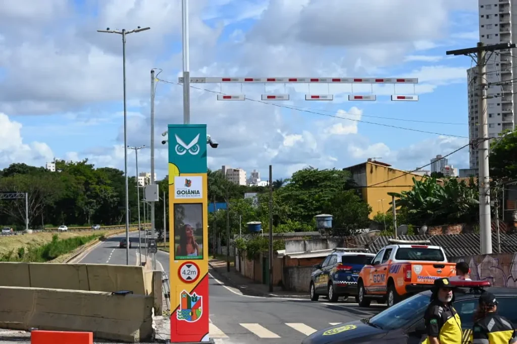 Cancelas contra alagamentos entram em operação em Goiânia