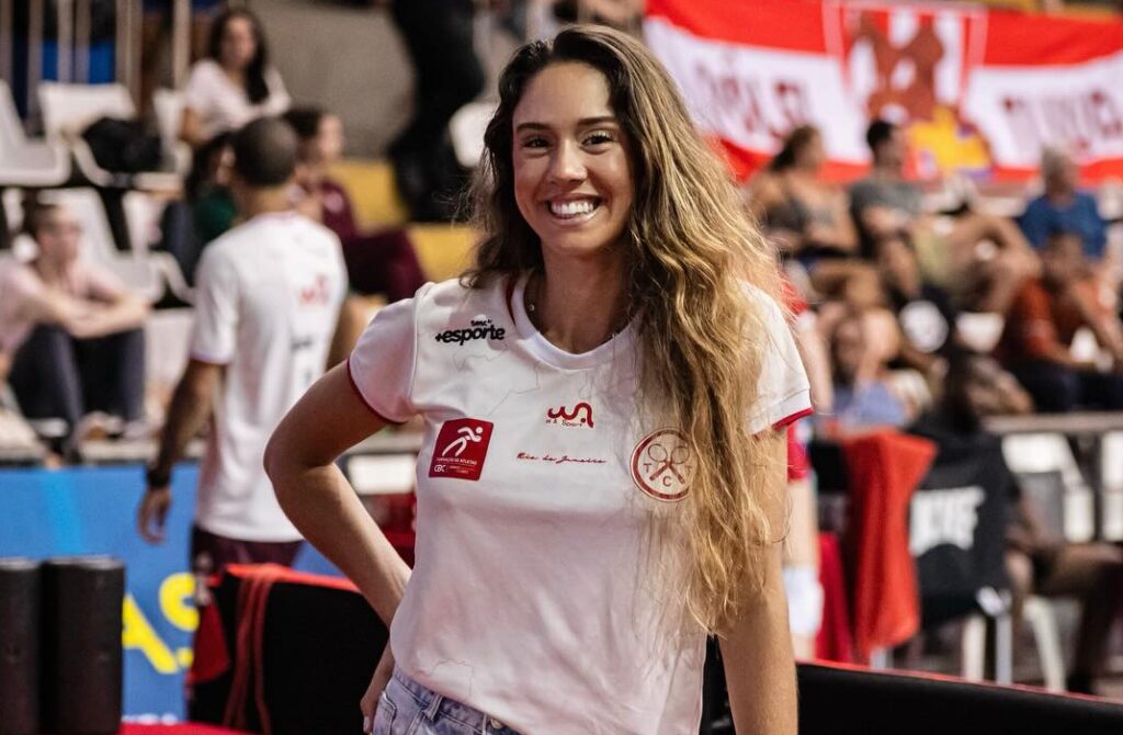 Jogadora do Tijuca volta após ser baleada em assalto no Rio