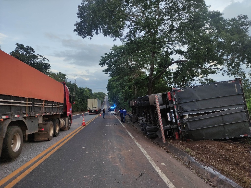 Acidentes deixam 3 mortos e 31 feridos nas rodovias federais de Goiás no fim de semana