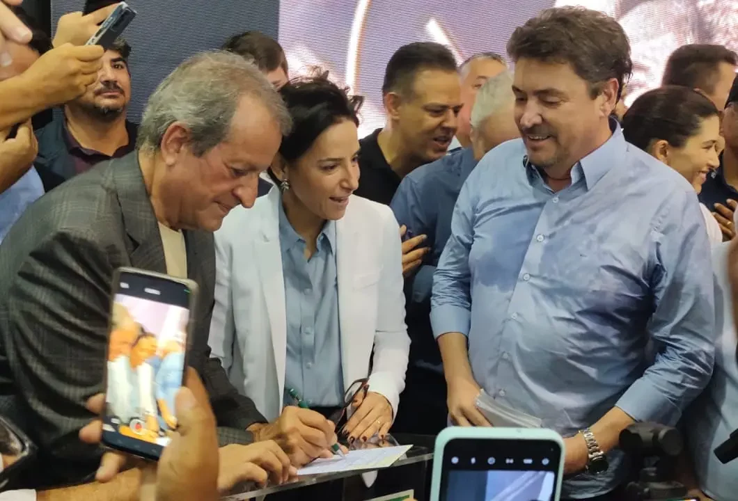 Filha de Iris Rezende deixa MDB e vai para o PL