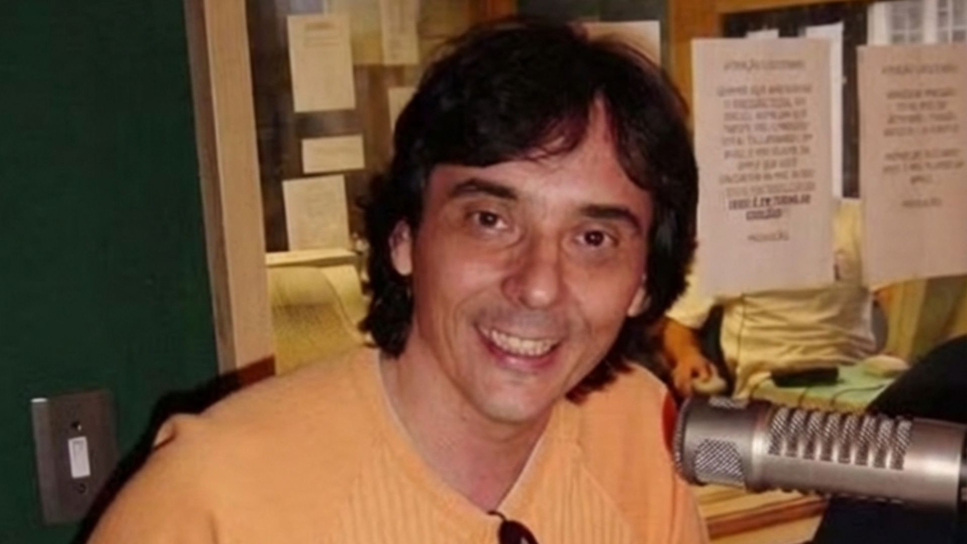 Morre Ricardo Schnetzer, voz de astros como Tom Cruise e Al Pacino, aos 72 anos