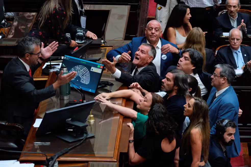 Justiça trava reforma trabalhista na Argentina