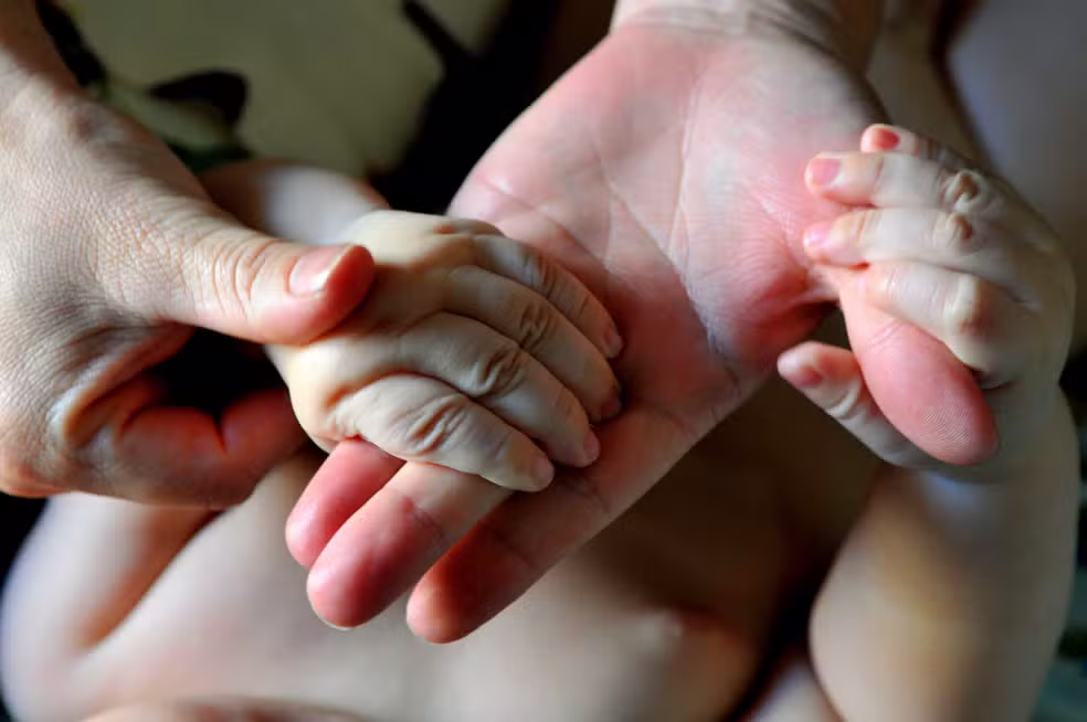 Lei amplia licença-paternidade para até 20 dias