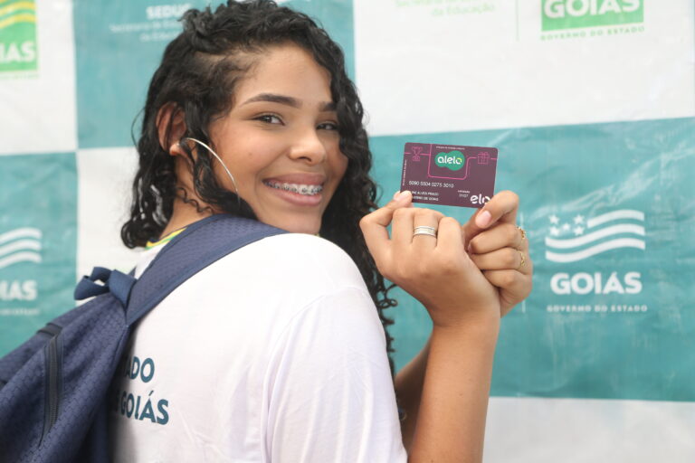 Bolsa Estudo de Goiás foi referência para programa federal Pé-de-Meia no combate à evasão escolar