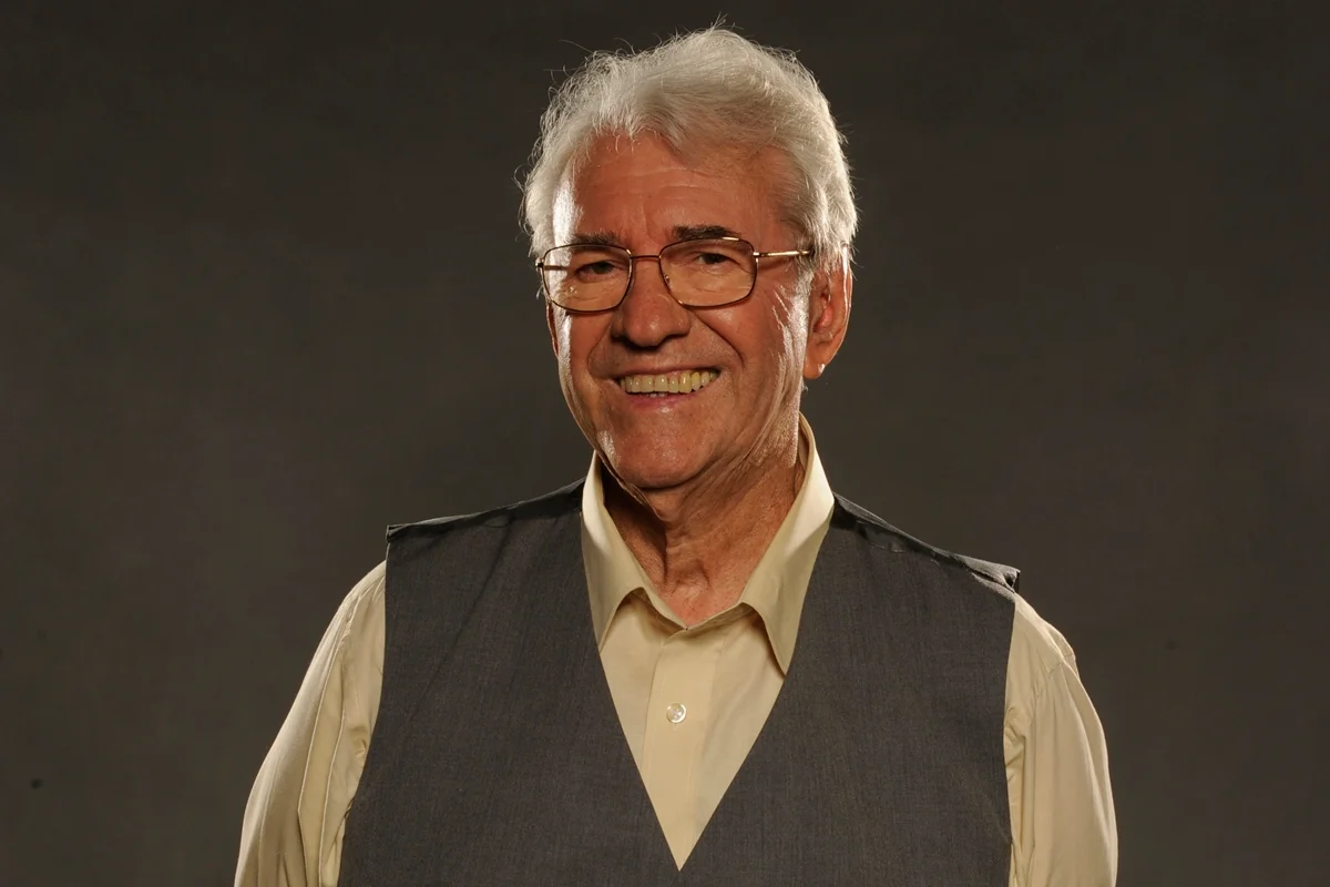 Juca de Oliveira morre aos 91 anos após complicações de pneumonia e problemas cardíacos