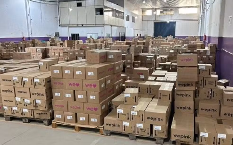 Vigilância Sanitária lacra depósito da WePink