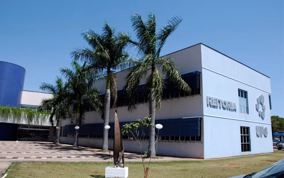 Atlética de Direito da UFG expulsa presidente após denúncia de injúria racial