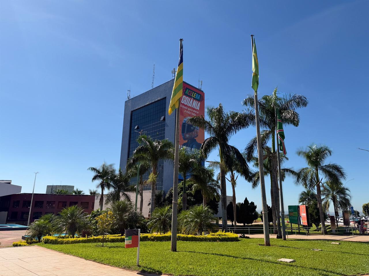 Prefeitura de Goiânia convoca 394 classificados para vagas na Educação municipal