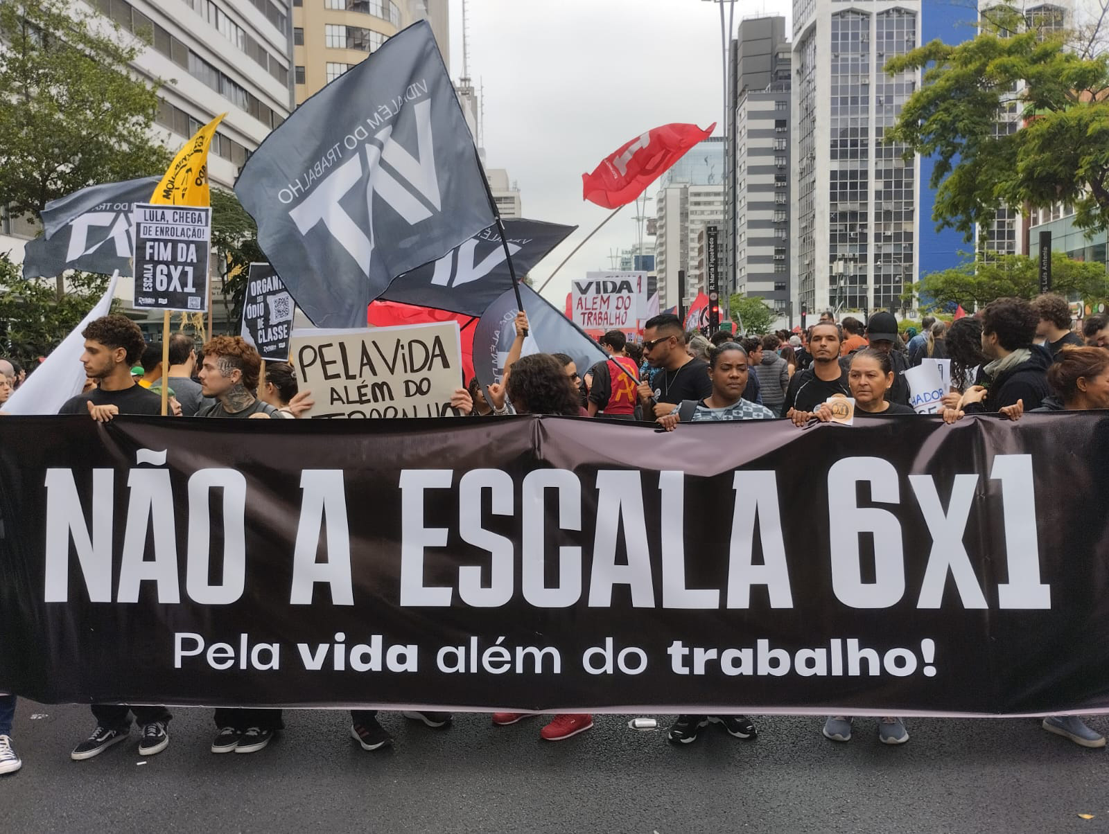 Fim da Escala 6×1: ‘A resistência do Congresso é política, não econômica’, afirma pesquisador