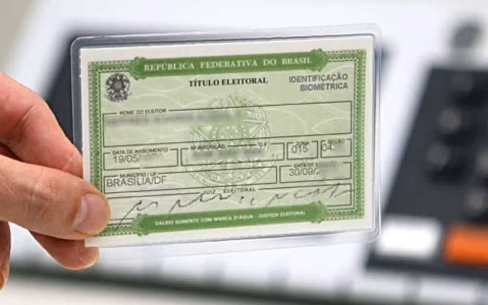 Prazo para tirar título de eleitor termina amanhã