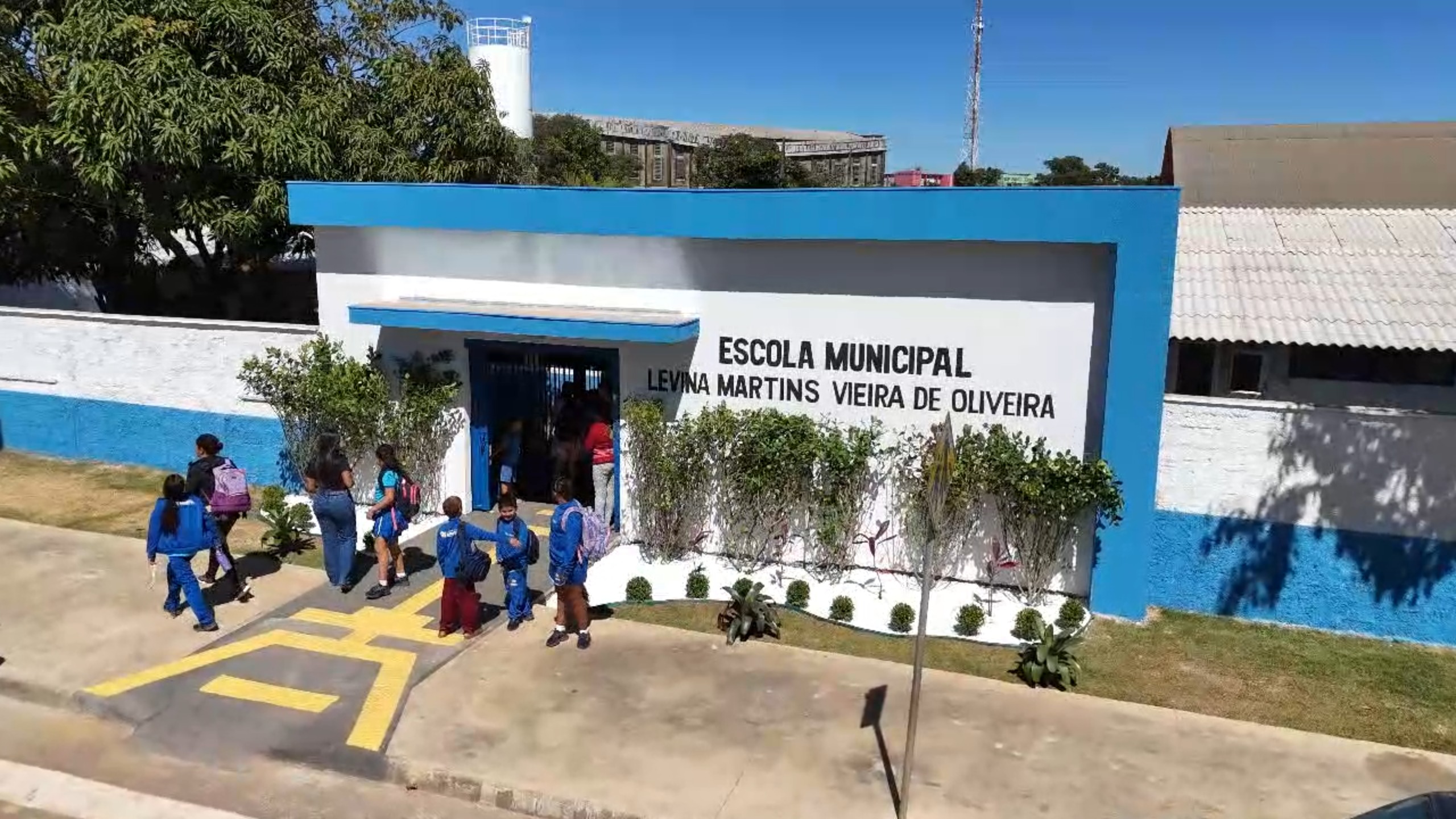 Prefeitura de Aparecida de Goiânia inaugura escola no Buriti Sereno