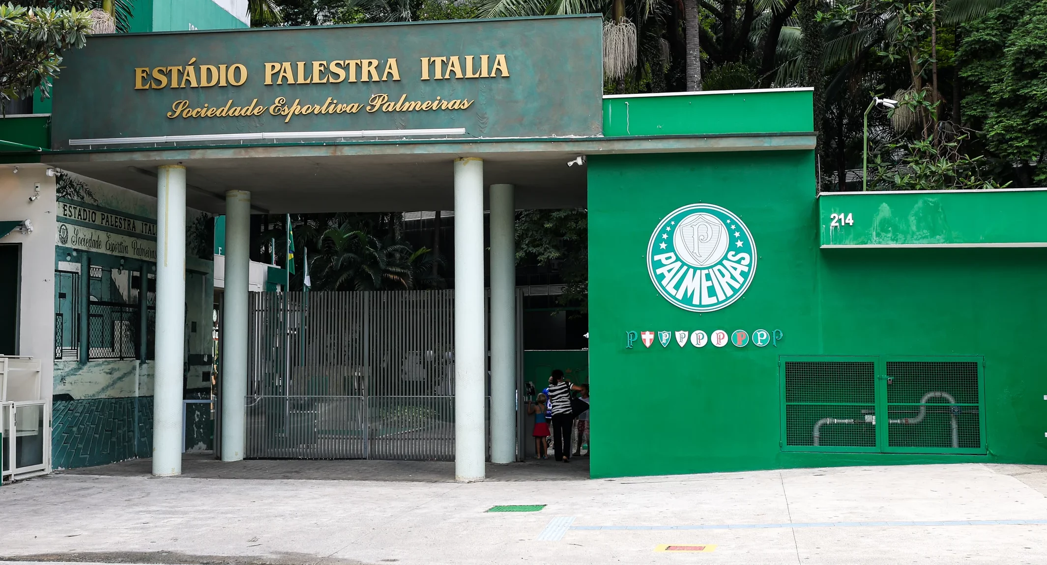 Menina de 4 anos é estuprada em clube do Palmeiras