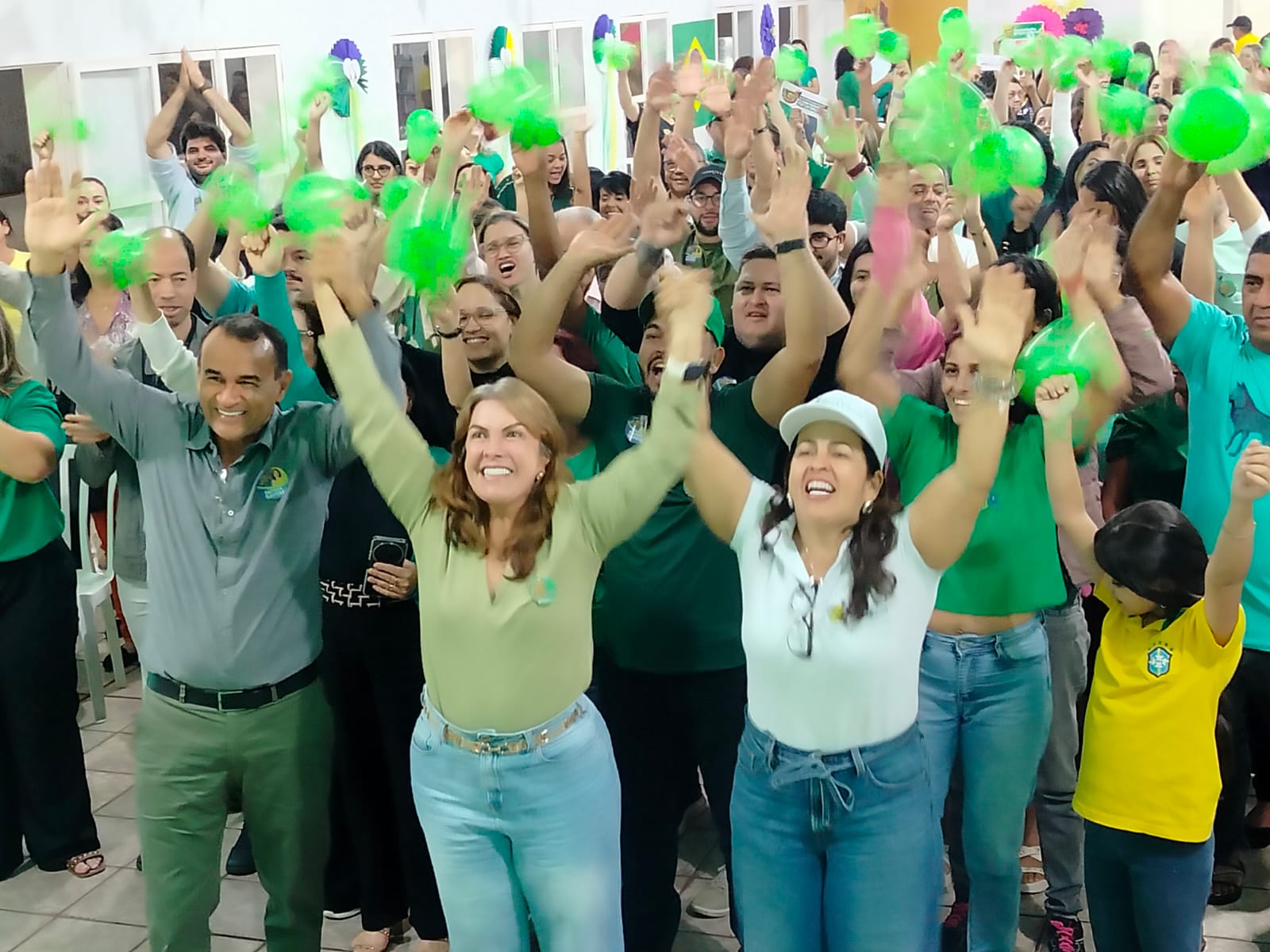 Profissionais da educação de Quirinópolis participam de encontro com Fátima Gavioli