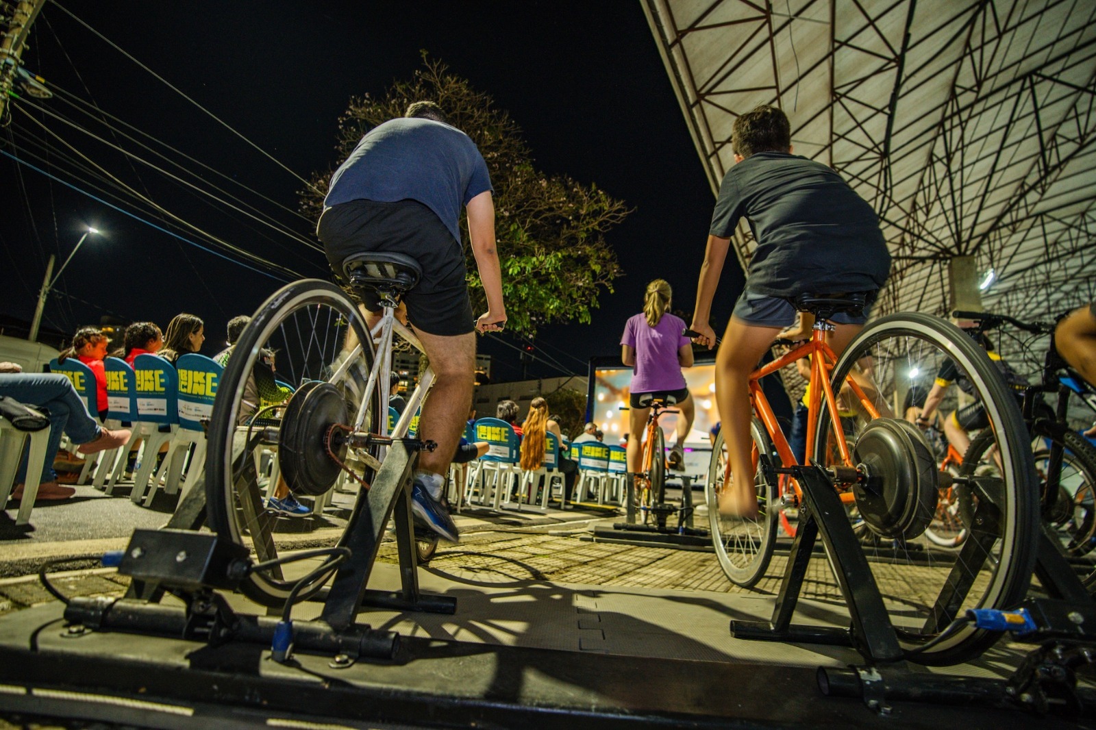 BikeCine leva mostra de cinema com energia limpa ao Fica 2026