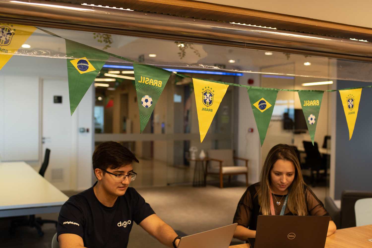 Partida do Brasil às 14h reacende dúvidas sobre falta no trabalho