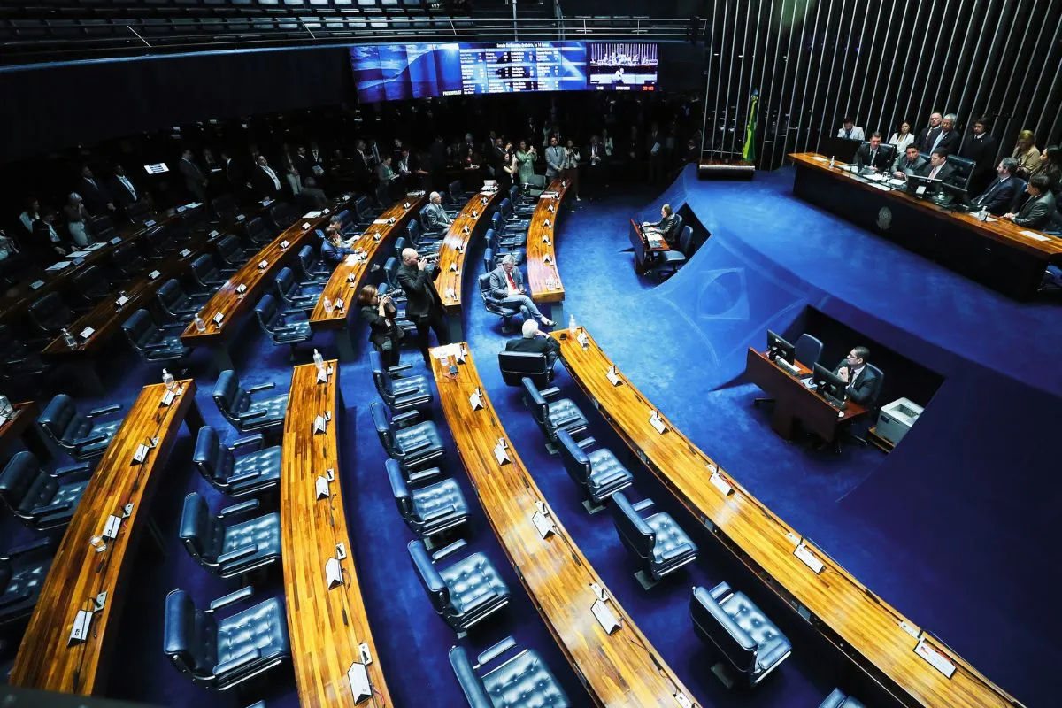 Gracinha lidera; Gayer, Vanderlan, Humberto e Mendanha empatam 2ª vaga no Senado