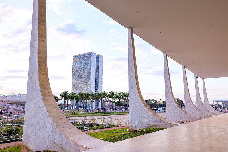 STF envia à Polícia Federal primeiras respostas de partidos sobre indicação de emendas parlamentares
