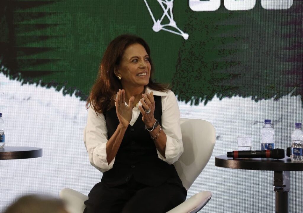 SECOM CGRACINHA CAIADO CONGRESSO DE DIREITO EM SALVADOR COM RECORTE | PortalGO