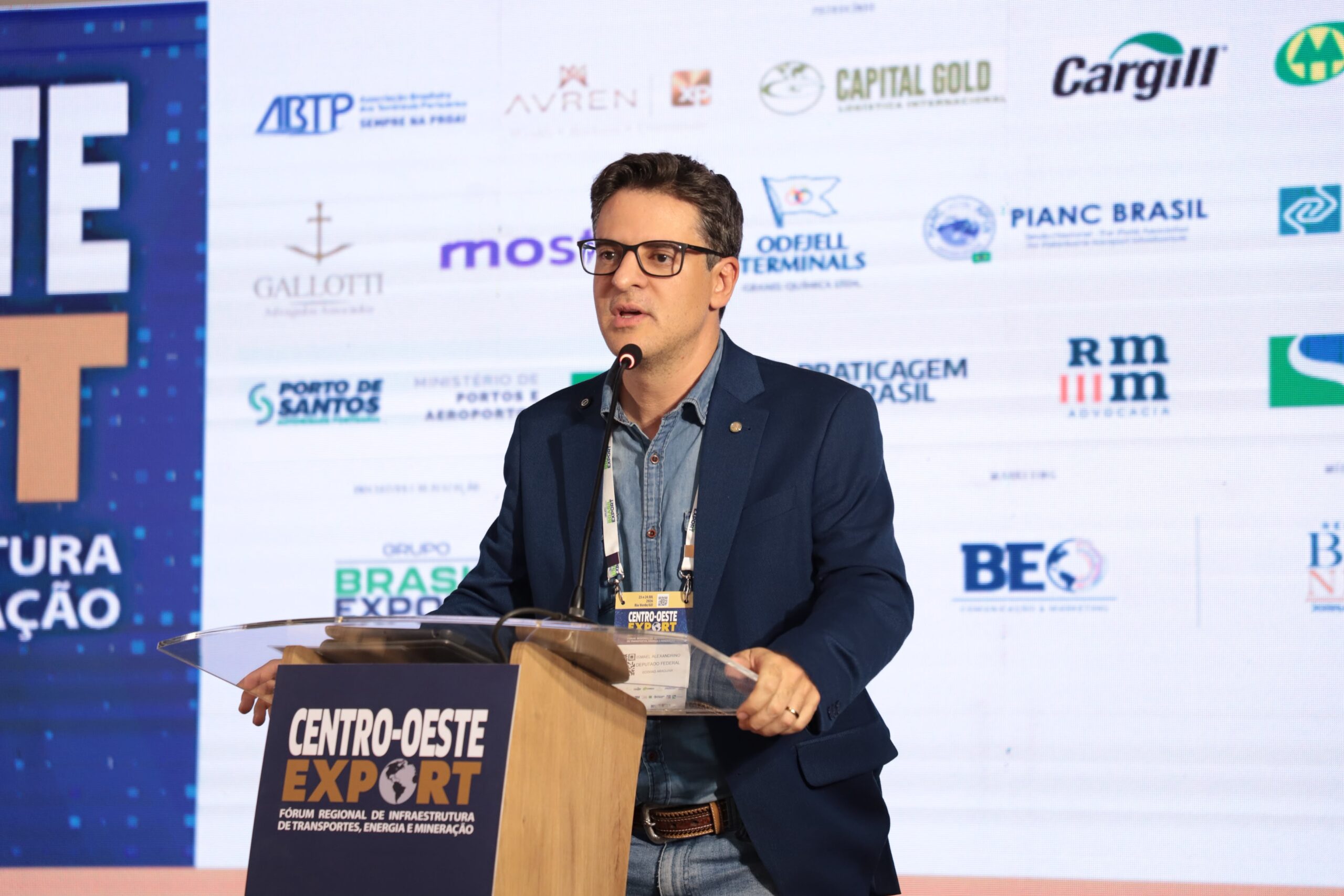 Ismael Alexandrino defende atuação do Congresso para destravar investimentos em logística e infraestrutura
