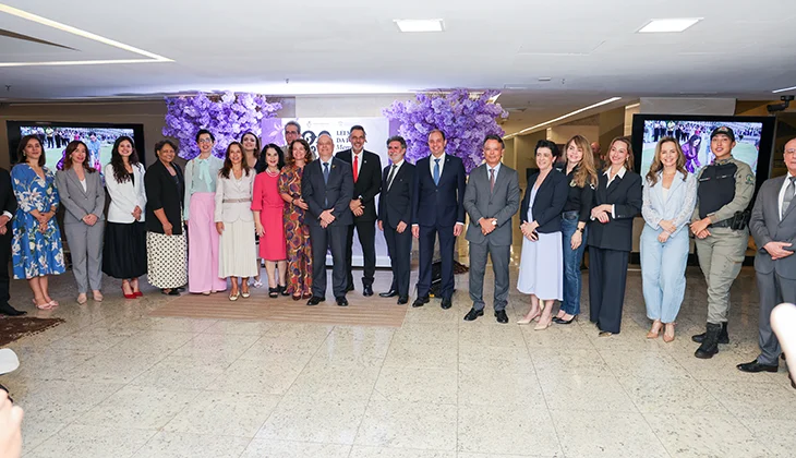 TJGO abre Semana da Justiça pela Paz em Casa com exposição pelos 20 anos da Lei Maria da Penha