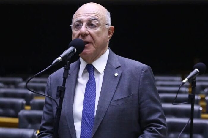 Campanha de Caiado ganha reforço do deputado Arnaldo Jardim
