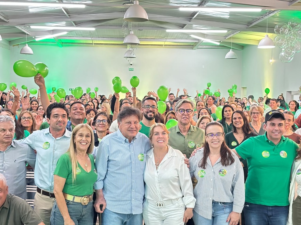 Encontro reúne educadores de Morrinhos em apoio à pré-candidatura de Fátima Gavioli