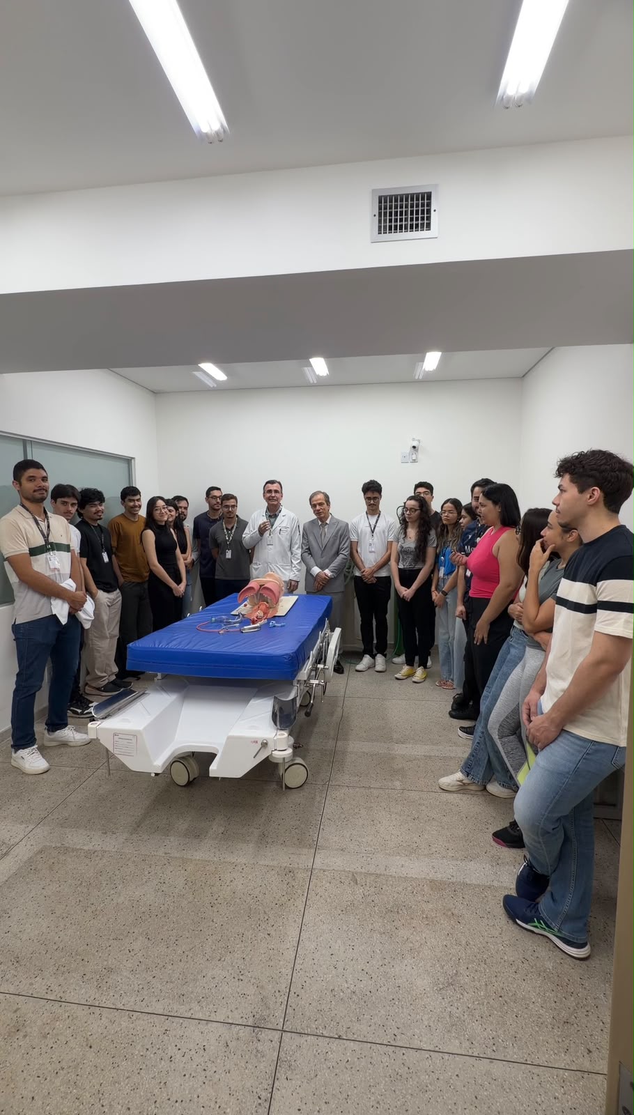 Rede de apoio a Waldemar Naves do Amaral cresce na disputa pelo HC-UFG
