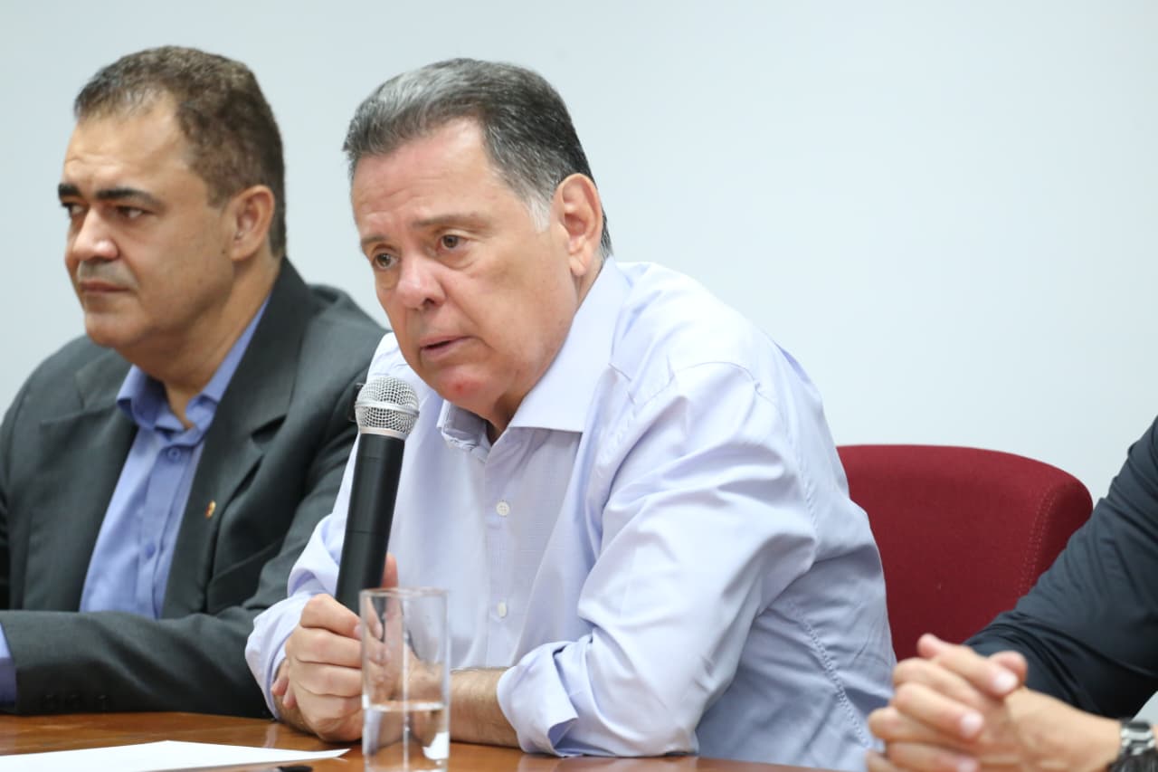 TRE-GO determina suspensão de anúncios de Marconi Perillo contra Daniel Vilela