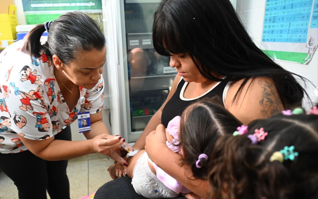 Dia D da multivacinação ocorre em todas as regiões da capital