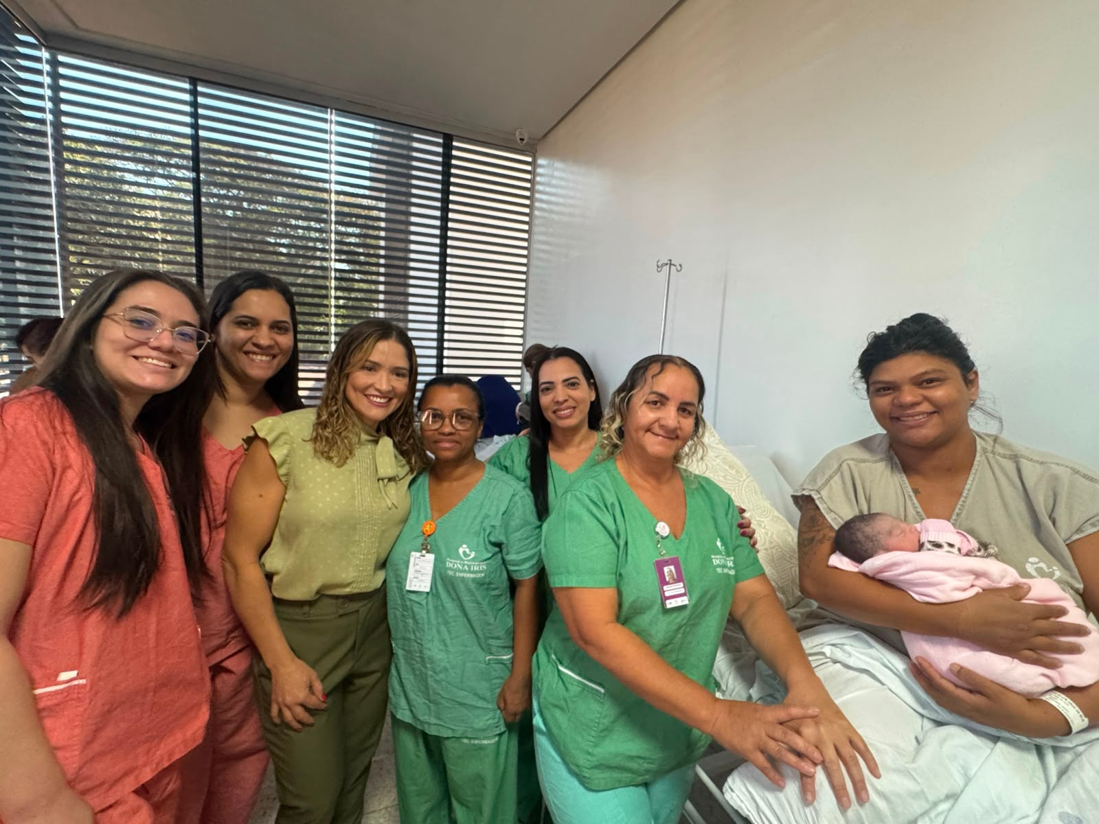 Dona Iris registra recorde de partos normais em 2026 e reforça assistência humanizada