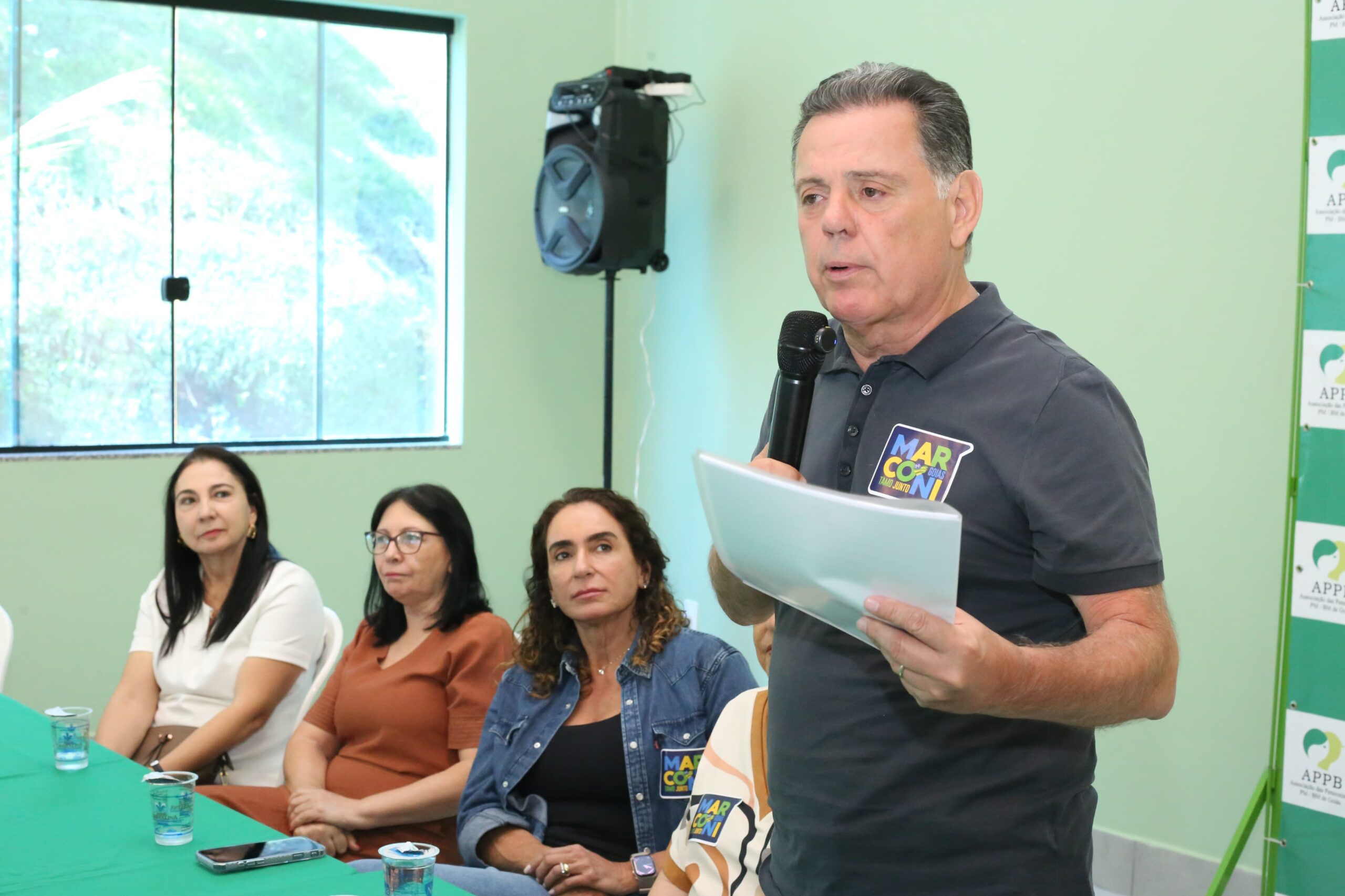 Candidato do PSDB promete quitar passivo com pensionistas em Goiás