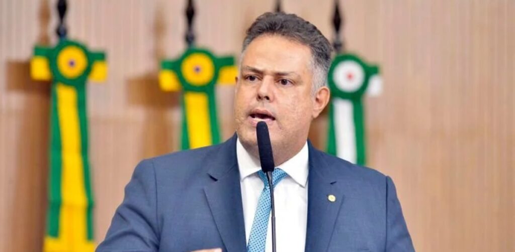 Deputado do PL cobra expulsão de Márcio Corrêa após apoio a Daniel Vilela