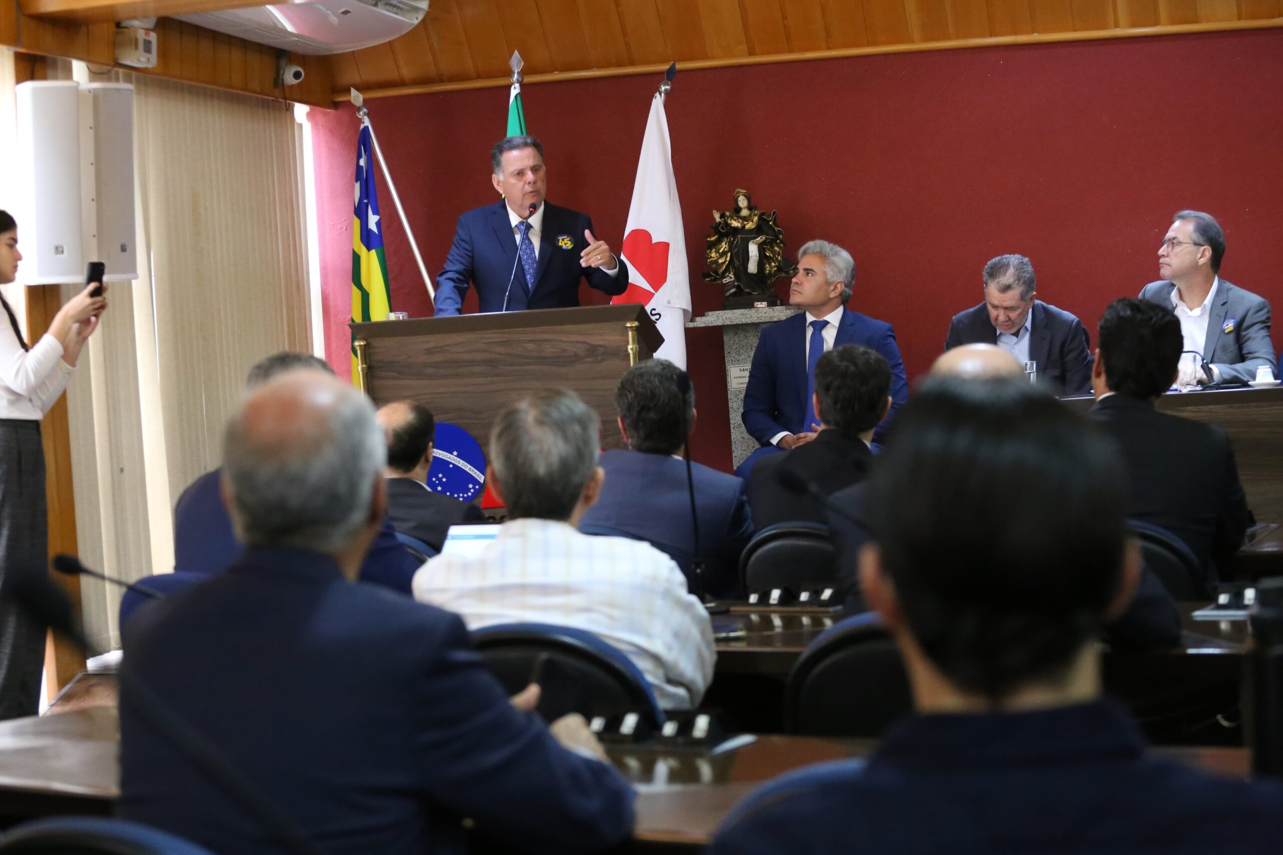 Sabatina da OAB-GO: Marconi aceita debater sanções na carreira de servidores por violação de prerrogativas