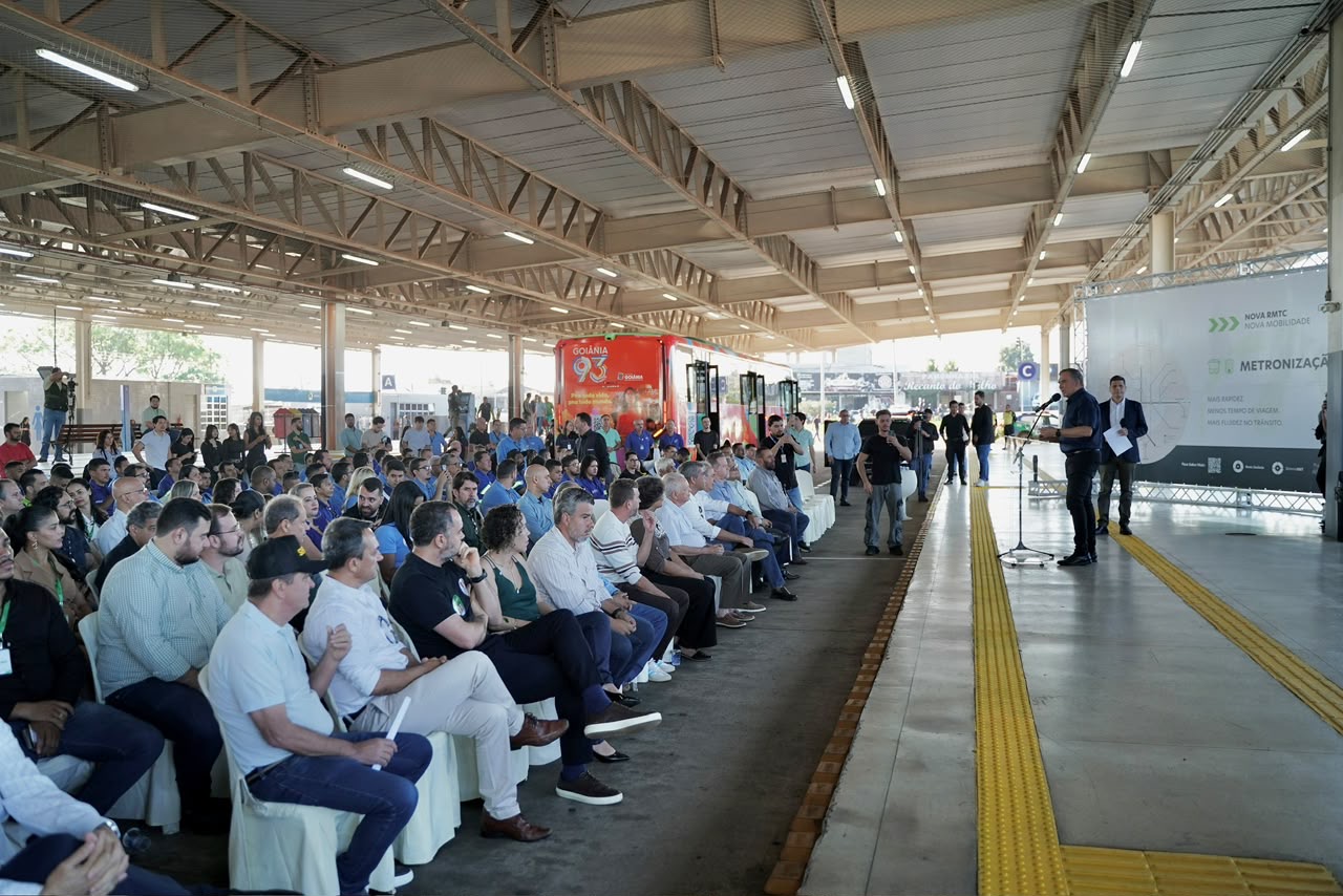 Mabel entrega metronização do BRT Norte-Sul e conclui sistema nos dois corredores de Goiânia
