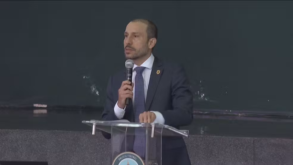 Afastamento de diretor-geral provoca mudança no comando da Polícia Federal