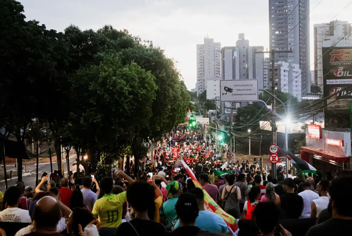 Praça Universitária recebe ato da esquerda em apoio a Lula nesta quarta-feira