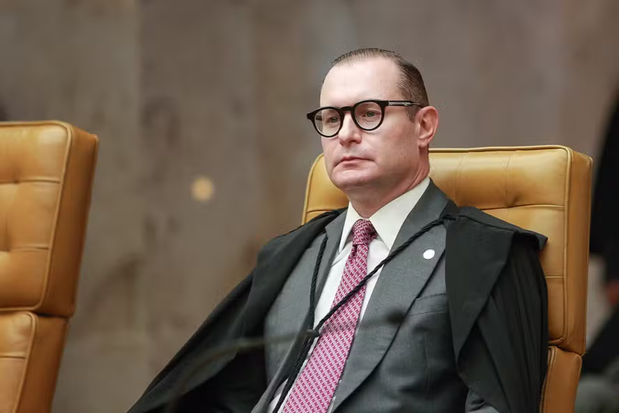 Votação é estendida até as 19h em todo o país por decisão do STF