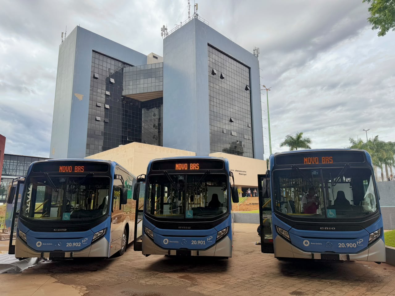 Goiânia lança novo modelo de transporte coletivo com ônibus mais rápidos e acessíveis